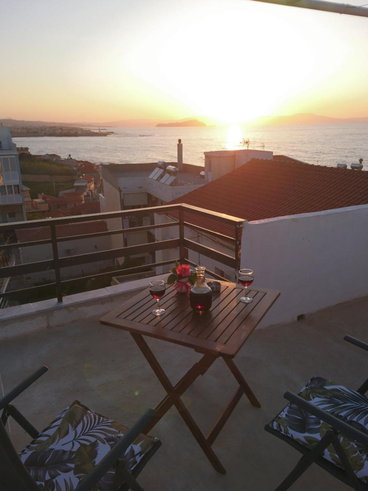Sunny Family Apartment In Chania Close To The Sea Bagian luar foto